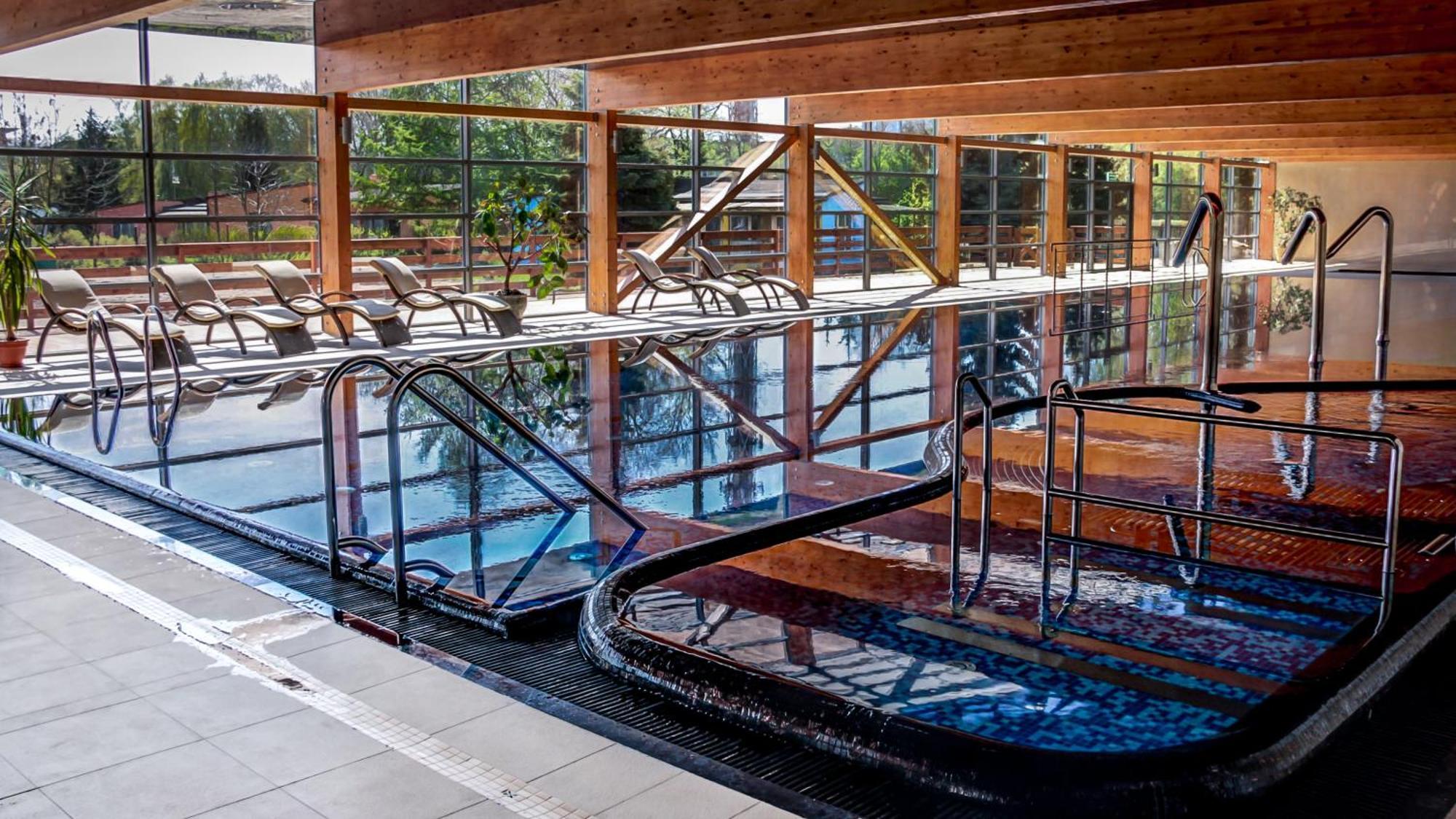 Doris Spa & Wellness โควอบเซก ภายนอก รูปภาพ