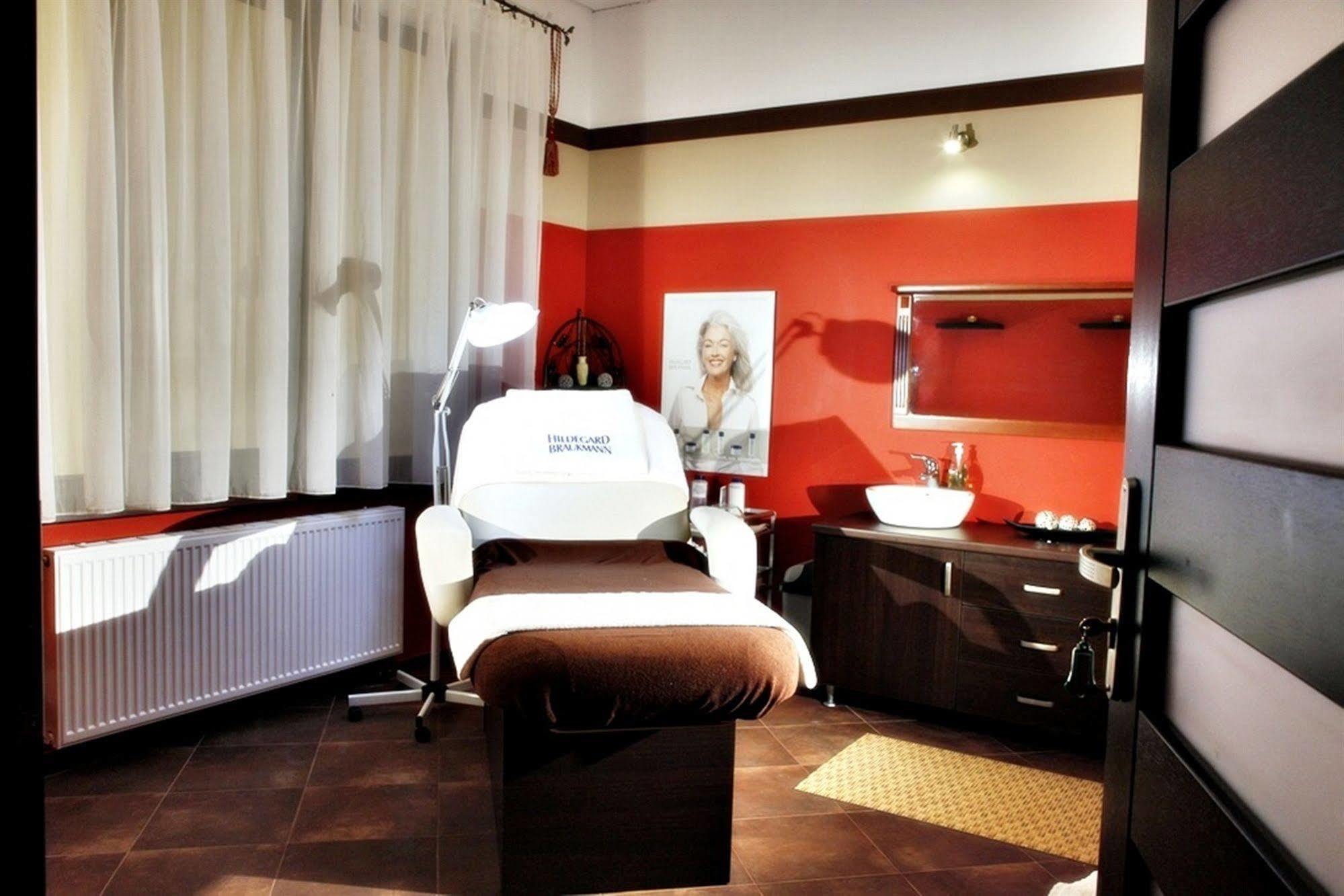 Doris Spa & Wellness โควอบเซก ภายนอก รูปภาพ